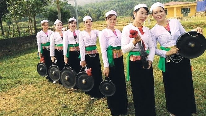 Tăng quyền năng kinh tế cho phụ nữ vùng đồng bào dân tộc thiểu số ở Hà Nội