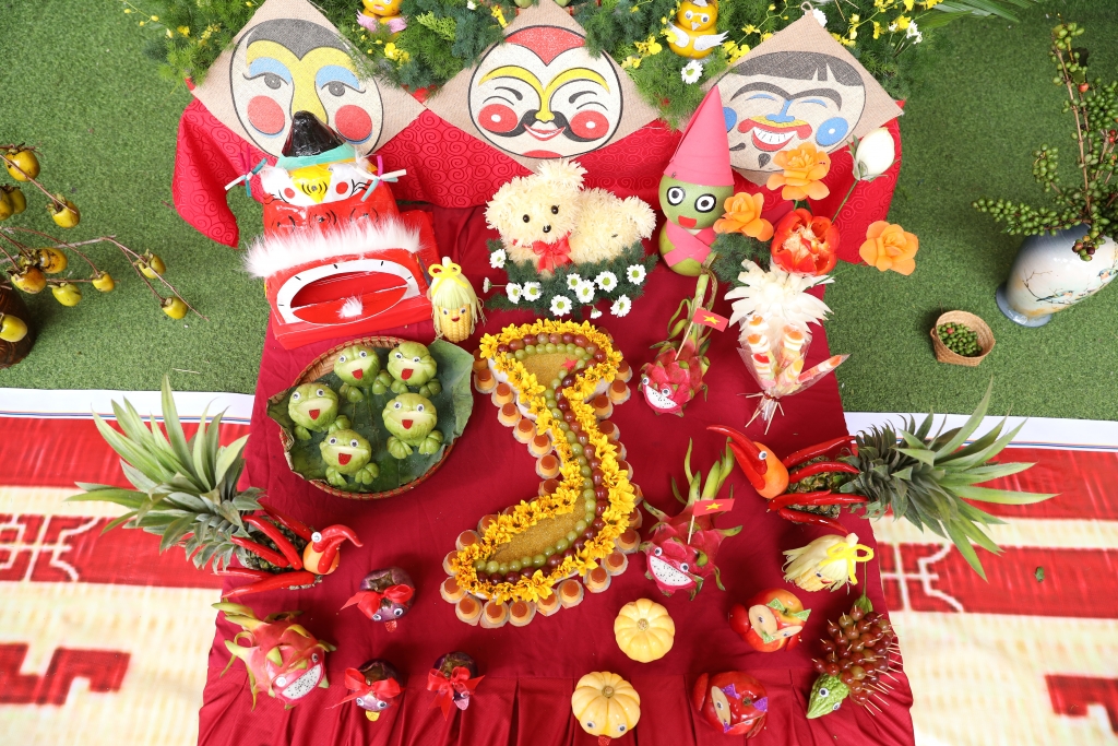 Đấu giá tranh gây quỹ ủng hộ học sinh khuyết tật, có hoàn cảnh khó khăn