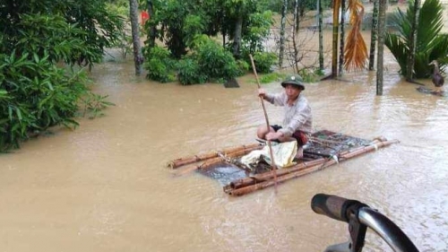 Nghệ An: Mưa lũ khiến hàng nghìn hộ dân ở Quỳ Châu phải di dời tới nơi an toàn