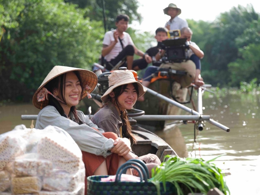 Trước khi giành “tấm vé” đại diện Việt Nam dự Oscar, phim “Tro tàn rực rỡ” gặt hái vô số giải thưởng quốc tế