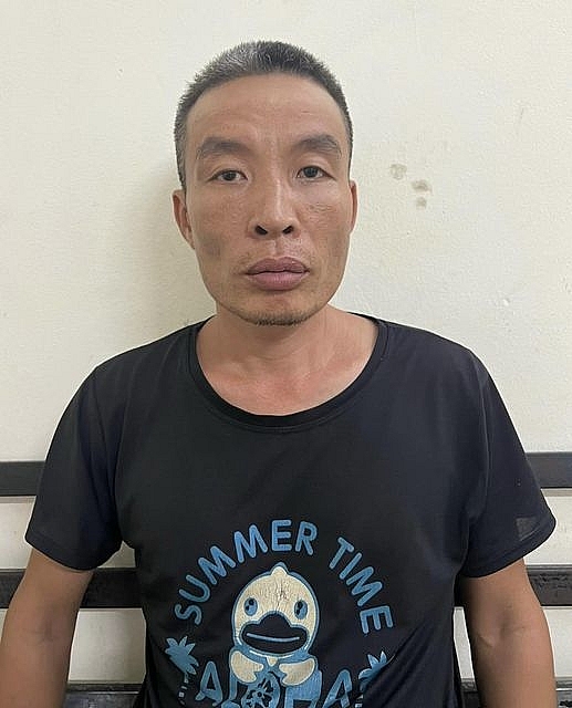 Nhanh chóng tóm gọn gã trai đi xe đạp cướp iPhone 13 của cô gái trẻ ở phố Thụy Khuê