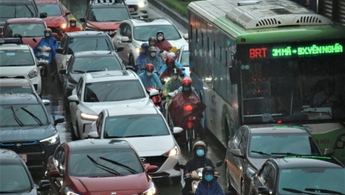 Dự báo thời tiết ngày 29/9/2023: Hà Nội tiếp tục mưa dông, đề phòng gió giật mạnh