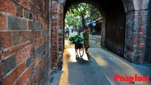 Dự báo thời tiết ngày 1/10/2023: Hà Nội ngày nắng, chiều tối và đêm có mưa dông