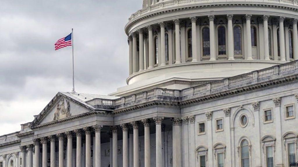 Mỹ thông qua dự luật nhằm tránh đóng cửa chính phủ