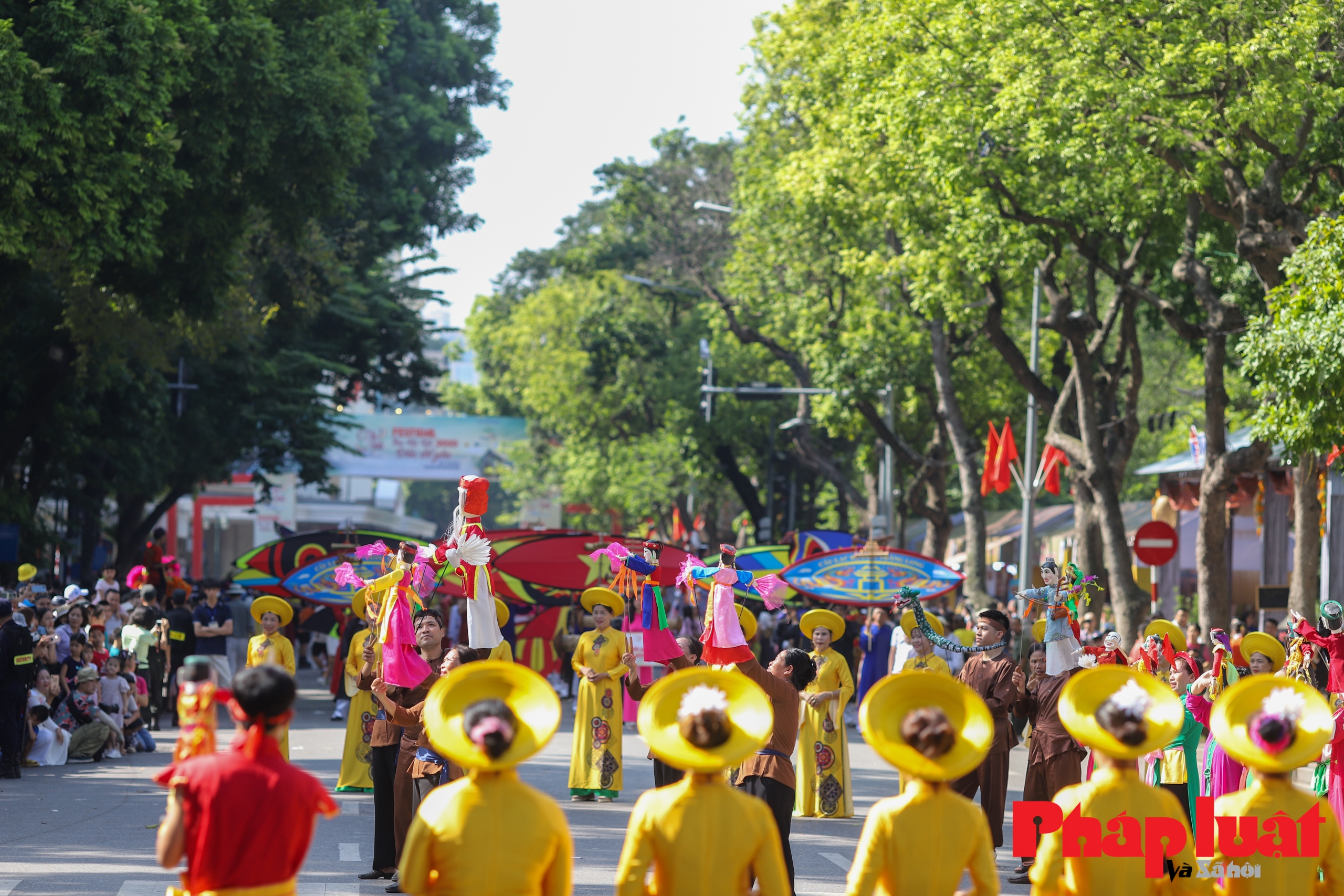 Những hình ảnh đẹp nhất của lễ hội Carnaval Thu Hà Nội