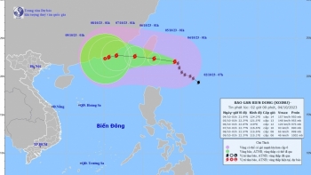 Thông tin mới nhất về cơn bão Koinu: Di chuyển theo hướng Tây Bắc, đang hướng vào Biển Đông