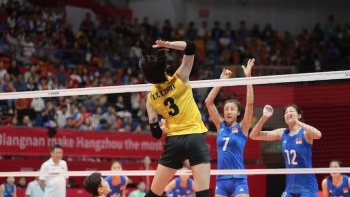 Thua Trung Quốc, tuyển bóng chuyền nữ Việt Nam gặp Nhật Bản ở bán kết ASIAD 19