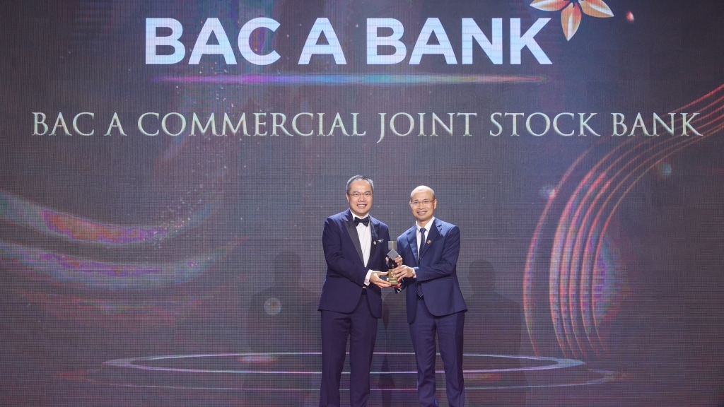 BAC A BANK giành "cú đúp" giải thưởng tại APEA 2023