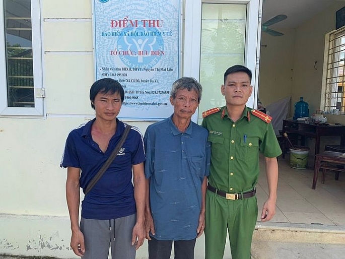 Người đàn ông gần 60 tuổi sau 2 ngày đi lạc từ Phú Thọ xuống Hà Nội được Công an giúp đỡ