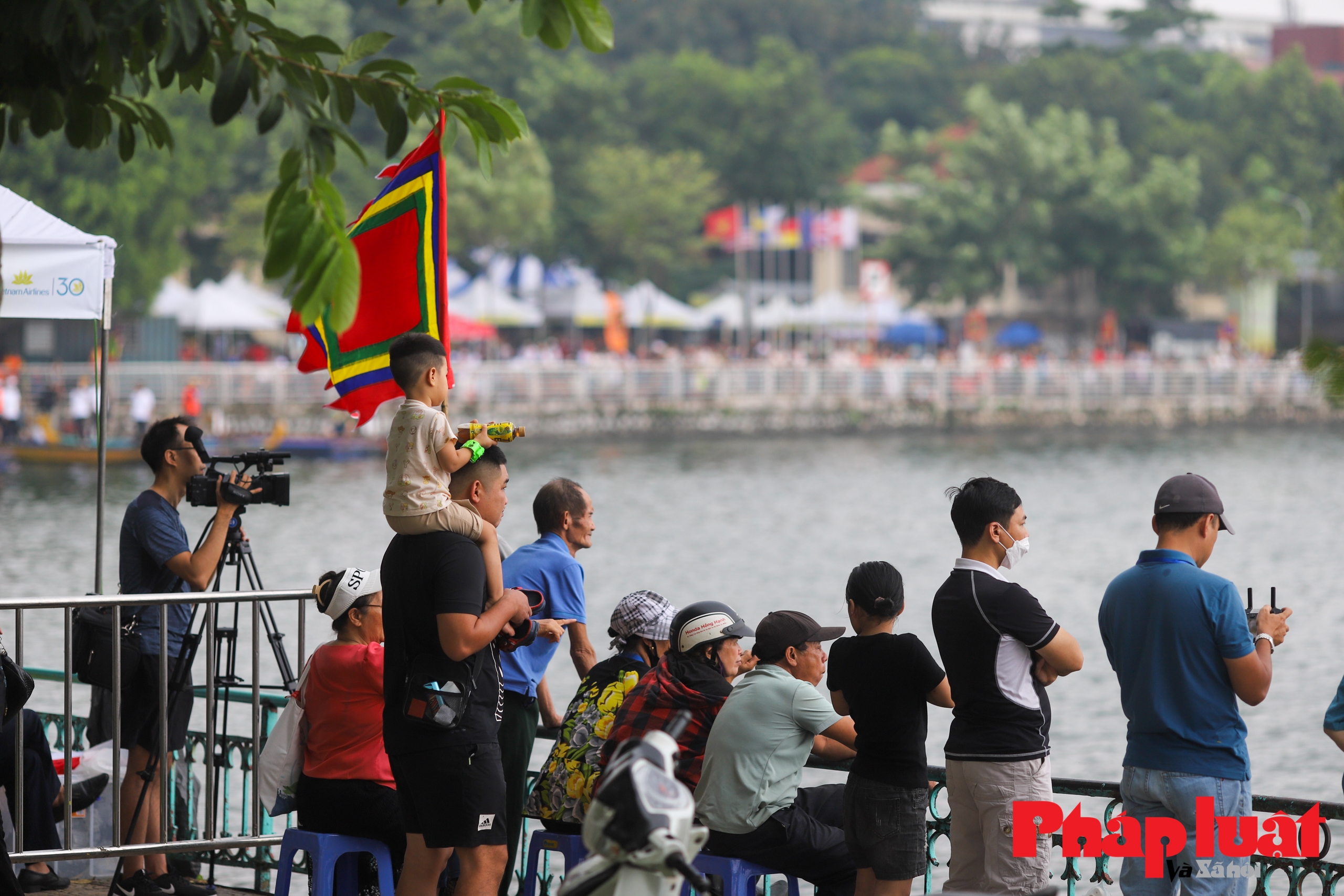 600 vận động viên tranh tại Giải bơi chải thuyền rồng Hà Nội mở rộng 2023