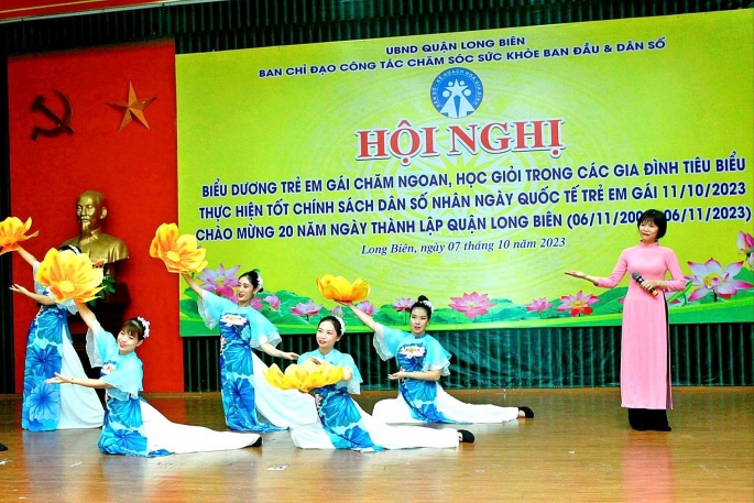 Quận Long Biên, Hà Nội: Biểu dương trẻ em gái chăm ngoan, học giỏi