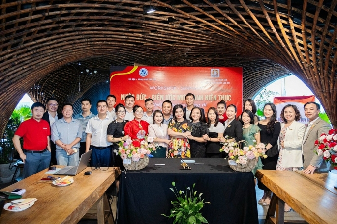 Công ty TNHH Đầu tư Giáo dục Việt Nhật ký kết hợp tác với Viện nghiên cứu đạo tạo bồi dưỡng nguồn nhân lực HTI