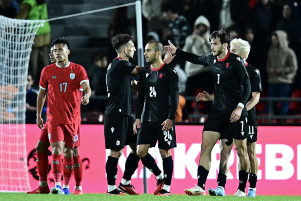 Thái Lan thảm bại trong chuyến du đấu châu Âu
