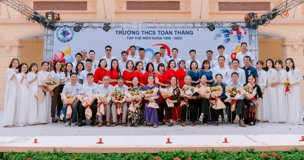 THCS Toàn Thắng - Thanh xuân tươi đẹp của chúng tôi