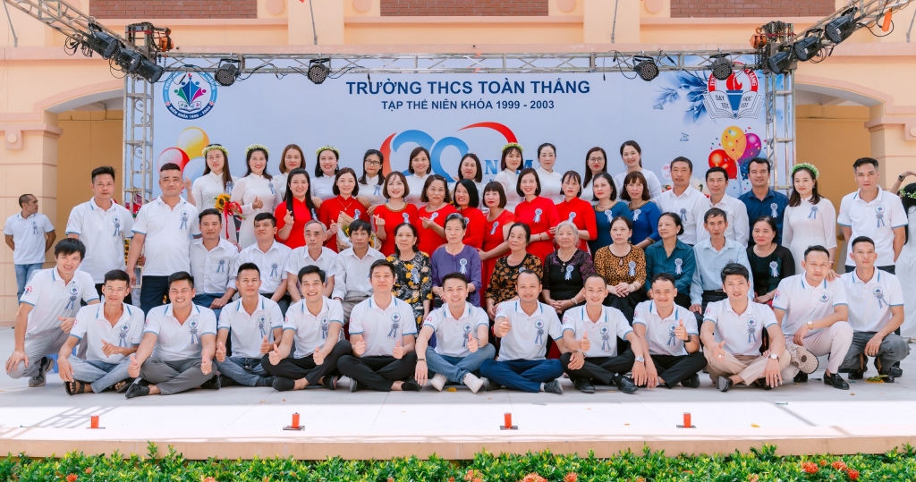 THCS Toàn Thắng - Thanh xuân tươi đẹp của chúng tôi