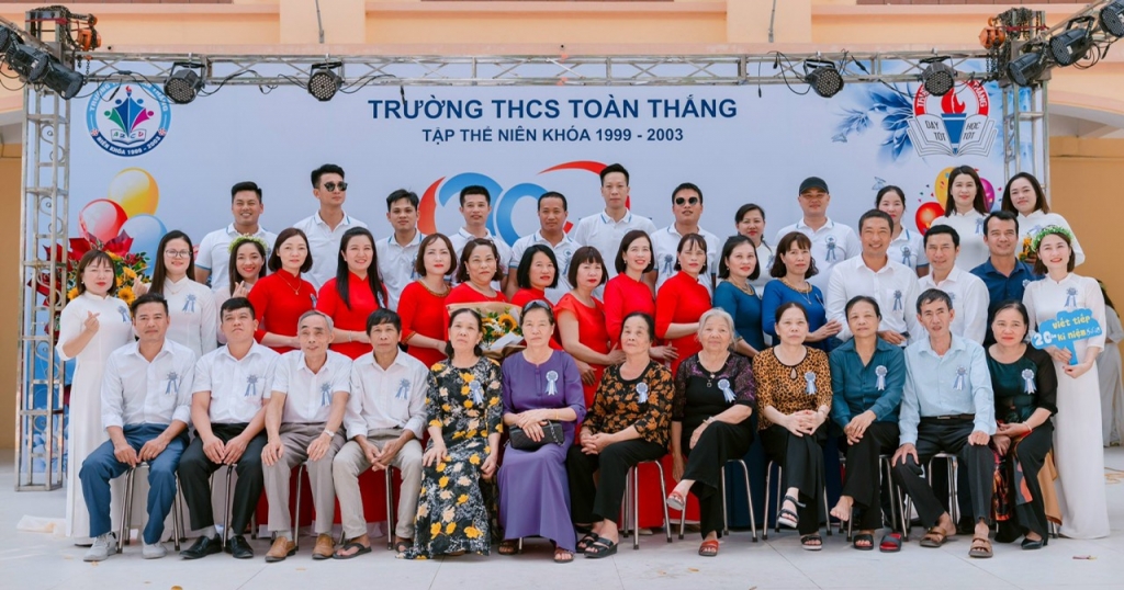 THCS Toàn Thắng - Thanh xuân tươi đẹp của chúng tôi