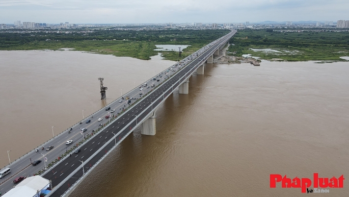Ngày 30/8 vừa qua, TP Hà Nội đã đưa vào khai thác cầu Vĩnh Tuy 2. Ảnh: Khánh Huy