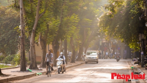 Dự báo thời tiết ngày 24/10/2023: Hà Nội đêm có mưa vài nơi, ngày nắng gián đoạn