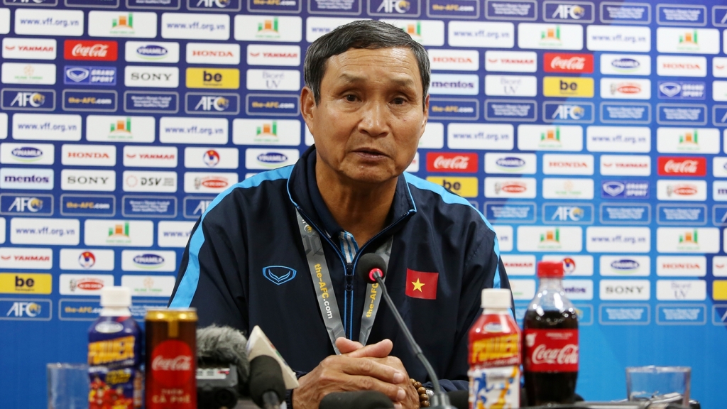 HLV Mai Đức Chung chia tay đội tuyển nữ Việt Nam