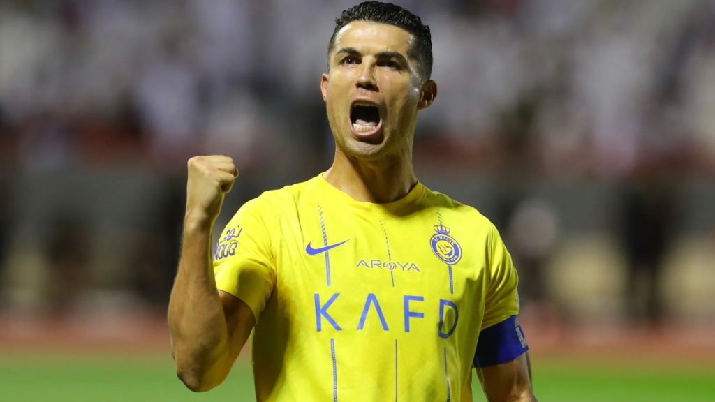 Ronaldo tiếp tục bỏ xa Haaland trong cuộc đua ghi bàn