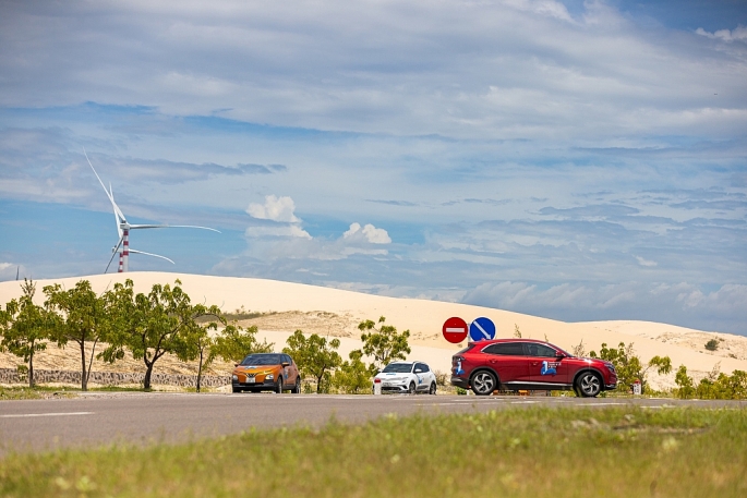 Hành trình chinh phục 4.000 km xuyên Việt của nhóm chủ xe điện VinFast