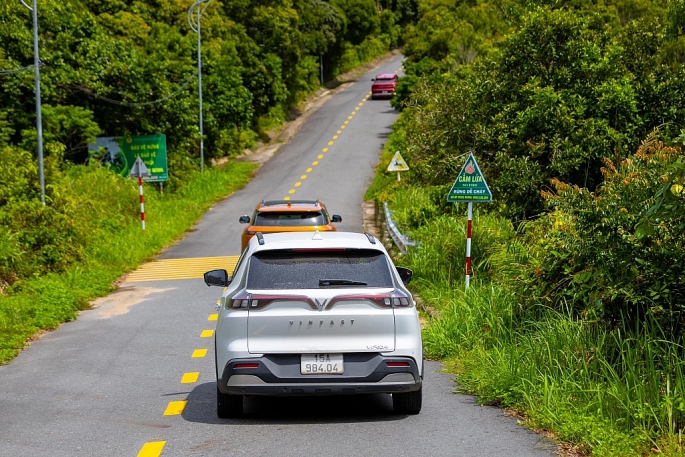 Hành trình chinh phục 4.000 km xuyên Việt của nhóm chủ xe điện VinFast