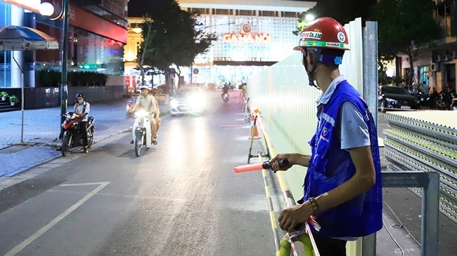 Hà Nội phân luồng giao thông phục vụ thi công ga ngầm S12 trên đường Trần Hưng Đạo