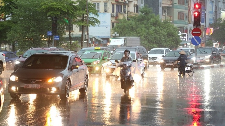 Dự báo thời tiết 10 ngày tới: Bắc Bộ và Hà Nội sắp đón mưa lớn diện rộng