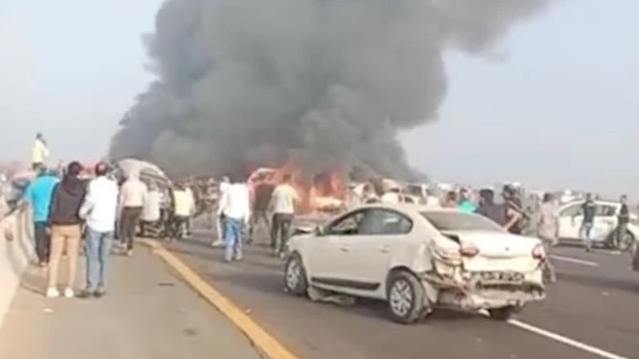 Tai nạn kinh hoàng khiến ít nhất 35 người thiệt mạng tại Ai Cập