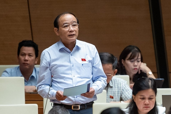 Đại biểu Lã Thanh Tân (Đoàn TP Hải Phòng) đề nghị rà soát quy định thời điểm xác lập quyền sử dụng nhà ở, quyền sử dụng đất