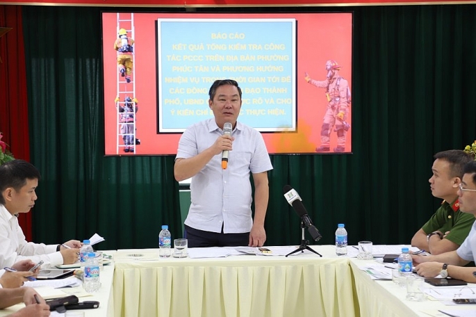 Phó Chủ tịch Thường trực UBND TP Lê Hồng Sơn đánh giá cao về công tác phòng cháy chữa cháy tại quận Hoàn Kiếm.