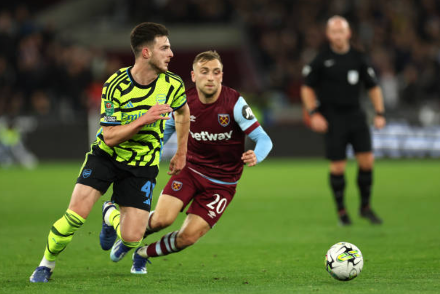 Arsenal bị loại trong ngày Declan Rice đối đầu với đội bóng cũ