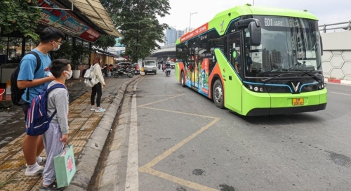 Điều chỉnh mạng lưới tuyến: Cải thiện rõ rệt chất lượng xe buýt ở Hà Nội