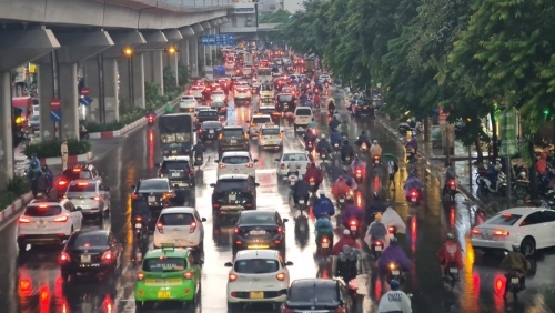 Dự báo thời tiết ngày 7/11/2023: Hà Nội có mưa dông, trời lạnh về đêm