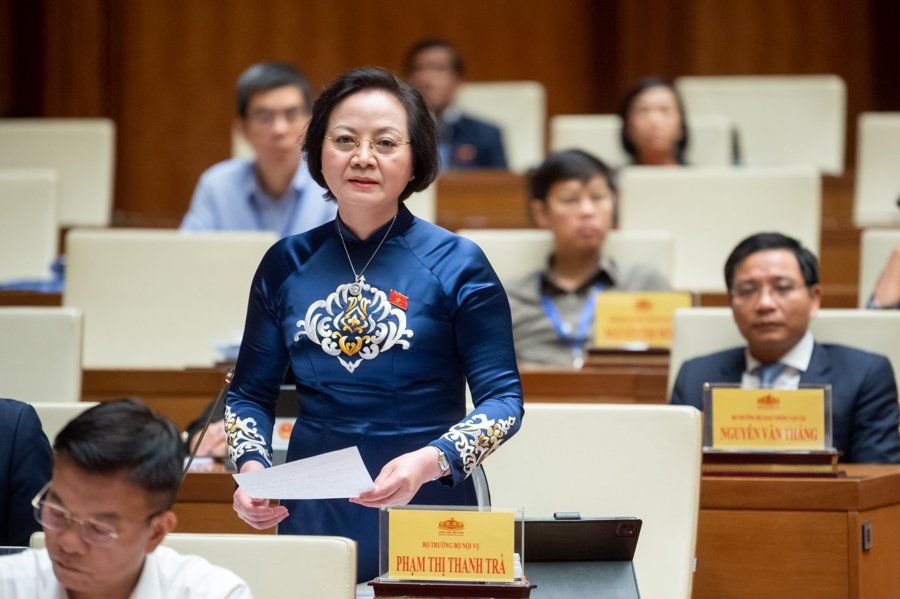 Bộ trưởng Bộ Nội vụ Phạm Thị Thanh Trà: Lương nhân viên trường học còn rất thấp