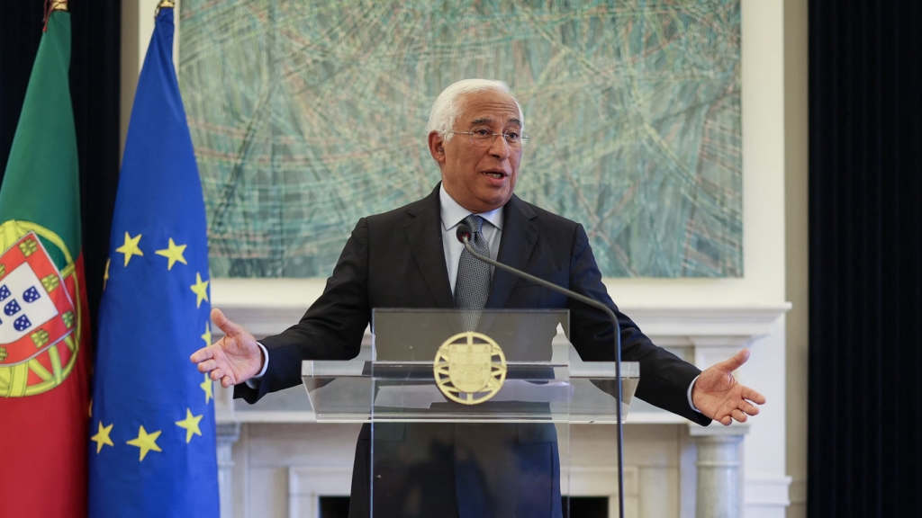 Thủ Tướng Bồ Đào Nha thông báo về quyết định từ chức