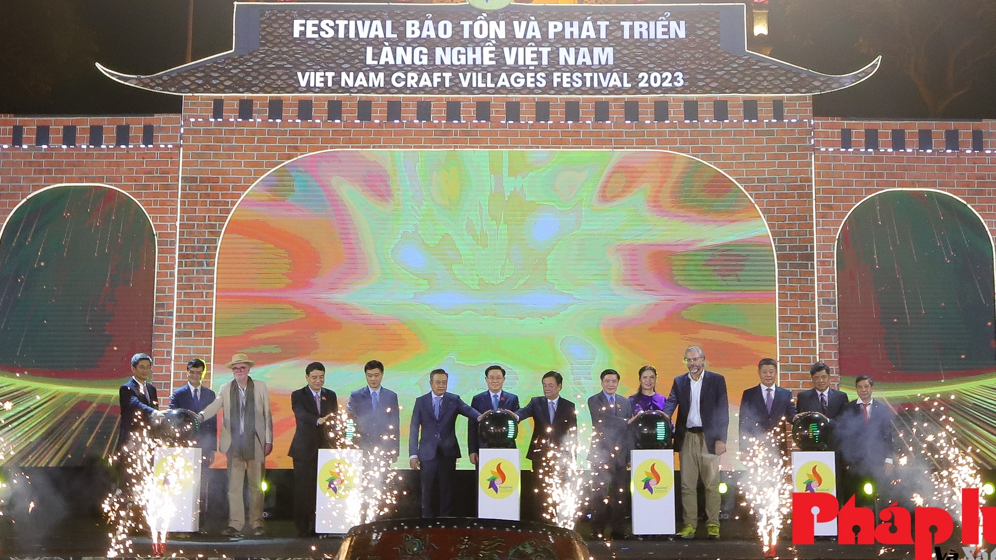 Toàn cảnh khai mạc Festival bảo tồn và phát triển làng nghề Việt Nam năm 2023