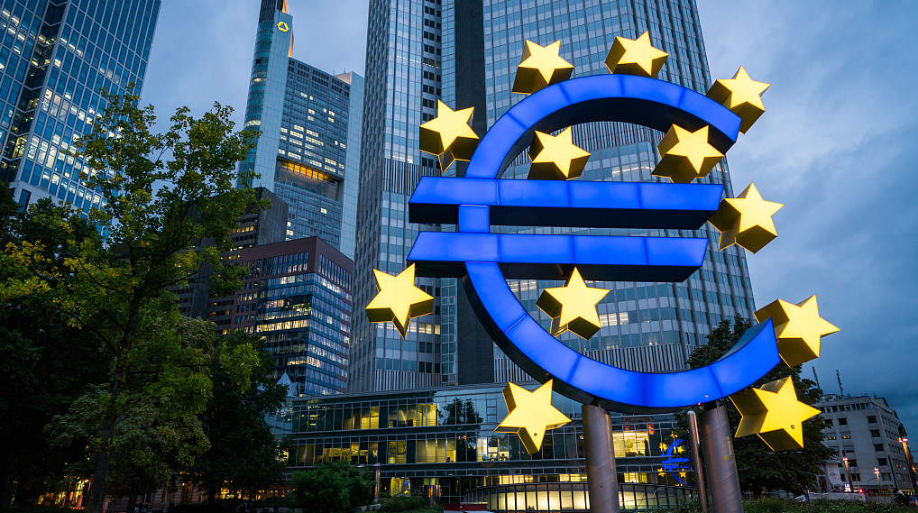 Kinh tế Eurozone đối mặt với nguy cơ suy thoái mạnh