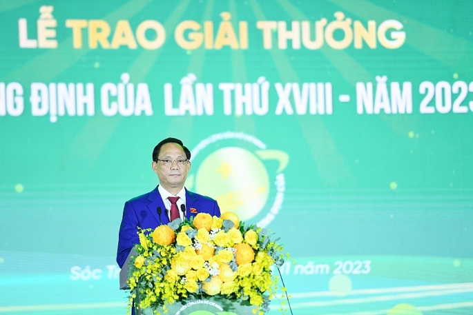 Tuyên dương 42 gương thanh niên nhận giải thưởng Lương Định Của