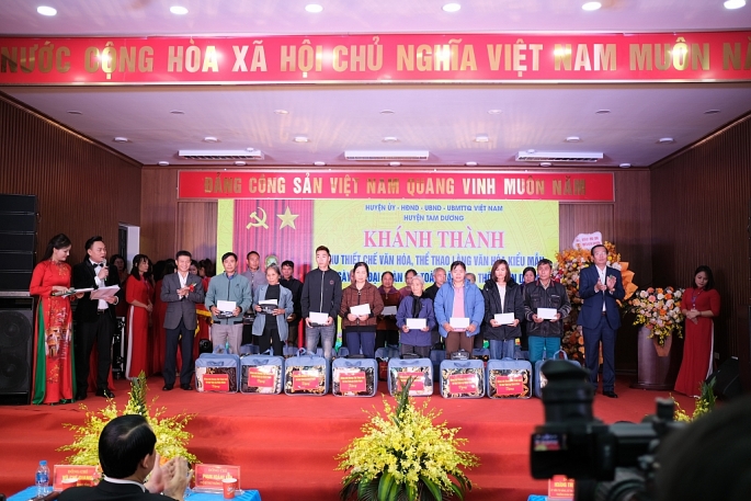 Vĩnh Phúc: Ngày hội ĐĐK toàn dân và khánh thành khu thiết chế văn hóa, thể thao LVHKM huyện Tam Dương