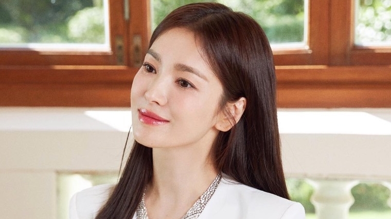 Song Hye Kyo trở lại đường đua điện ảnh, báo hiệu Hàn Quốc sắp có "bom tấn" mới