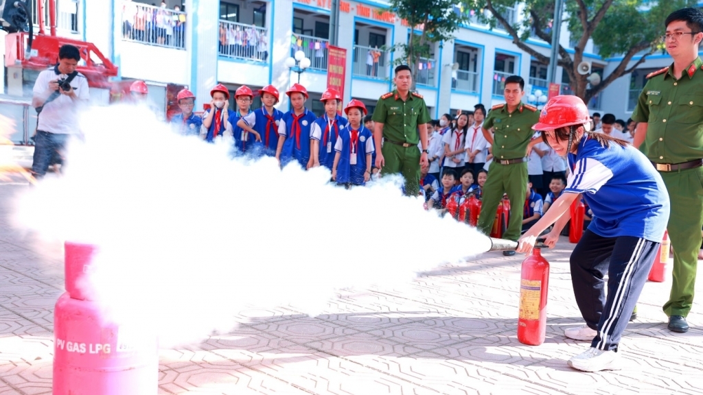 Tuyên truyền phòng cháy, chữa cháy trong trường học: Để mỗi học sinh là một tuyên truyền viên
