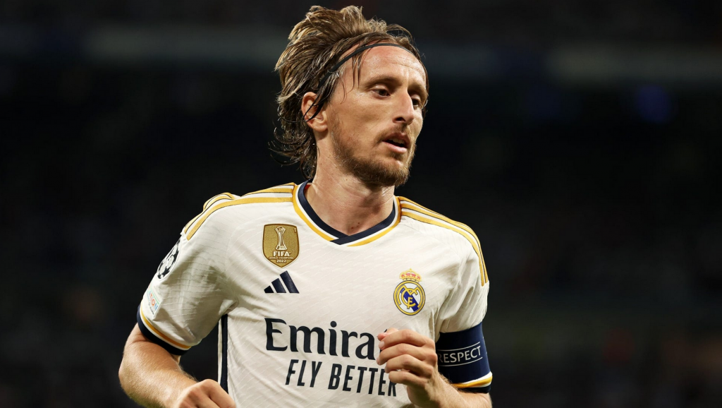 Luka Modric Quy T Nh R I Real Madrid Sau 12 N M G N B   0b2a600d5c653d4c6e8ba04561969df0 