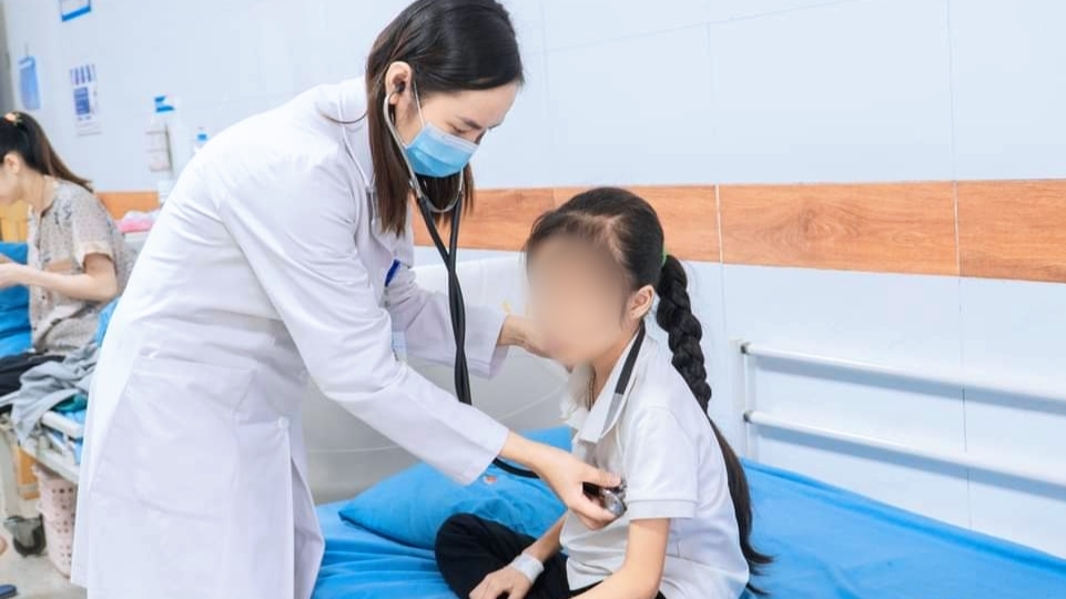 Trẻ 10 tuổi nhiễm khuẩn huyết do vi khuẩn Mycoplasma