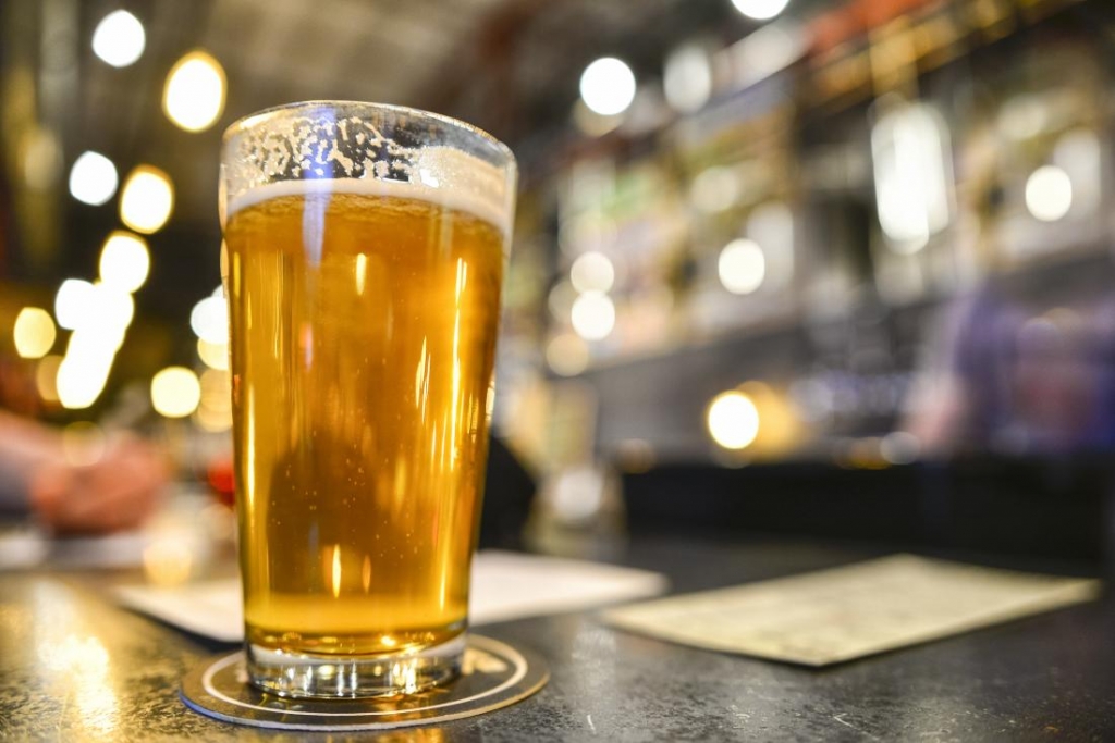 Uống rượu bia sau bao lâu mới hết nồng độ cồn?