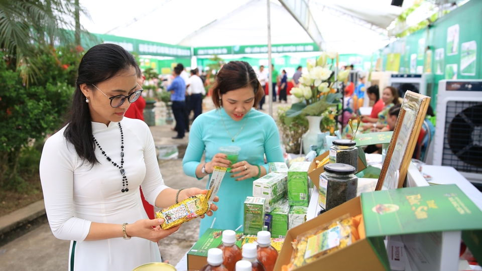 Hà Nội: Tạo chuyển dịch mạnh mẽ trong xây dựng và phát triển kinh tế nông thôn