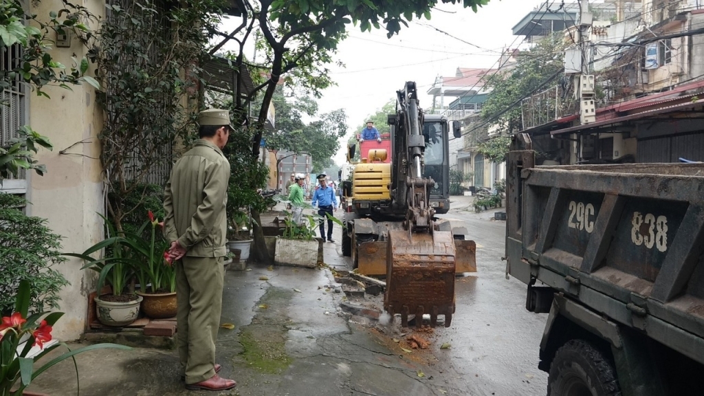 Thị xã Sơn Tây, Hà Nội: Lập lại trật tự lòng đường, hè phố và các điểm công cộng