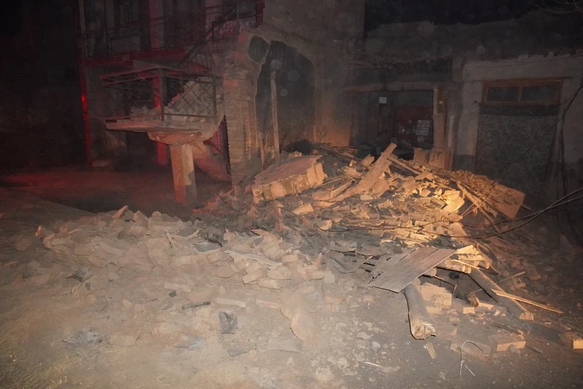 Hiện trường đổ nát sau động đất ở tỉnh Cam Túc.