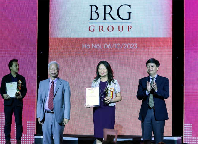 Tập đoàn BRG và Chủ tịch Nguyễn Thị Nga được vinh danh tại giải thưởng Thương hiệu Mạnh Việt Nam 2022 - 2023