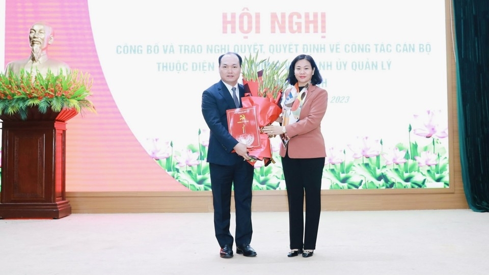Chuẩn y ông Nguyễn Anh Dũng giữ chức Phó Bí thư Huyện ủy Đông Anh